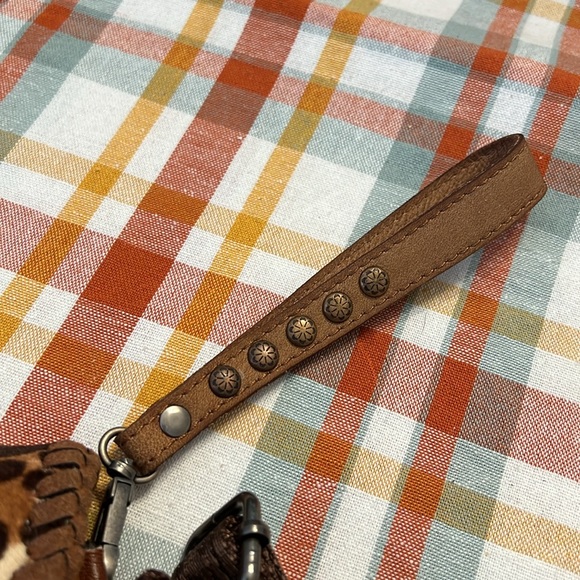 Montana west leather crossbody - Picture 3 of 5